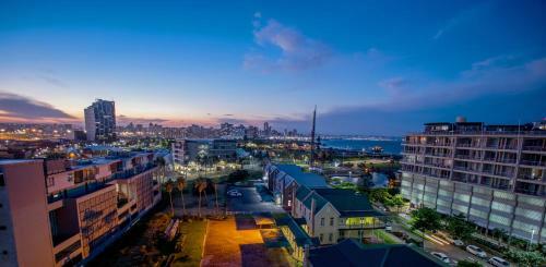 Apartamento Ushaka Waterfront - Peaceful Plentiful Penthouse