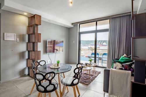 Apartamento 38 Eastpoint - Inner Harbour Charm