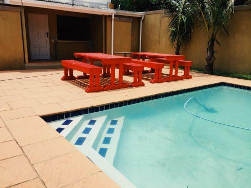 Bentley Lodge & Lifestyle