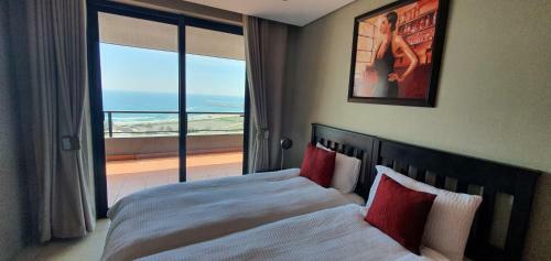 Apartamento Accommodation Front - Immaculate 4 Sleeper With Ocean & Habour Views