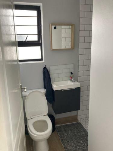 Apartment Newly Renovated Durban North Studio