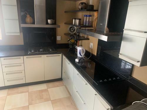 Hostal Amaciko Guesthouse Glenmore