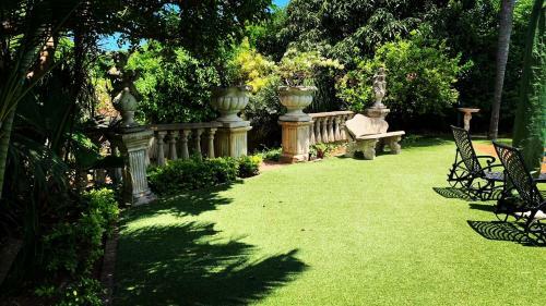 Hostal Valdior Guest House