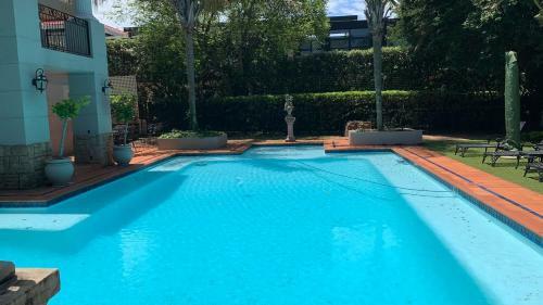 Hostal Valdior Guest House