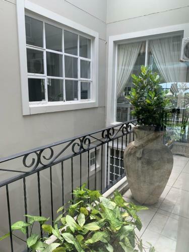 Hostal Valdior Guest House