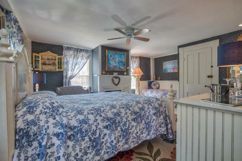 Holiday Guest House Bed & Breakfast