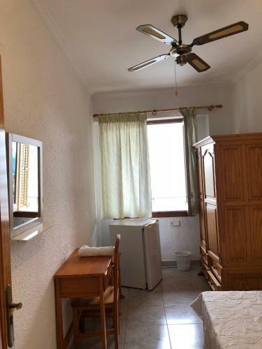 Hostal Casa De Huespedes El Almendro