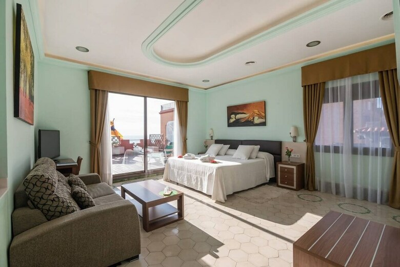 Hotel Llar De Capitans