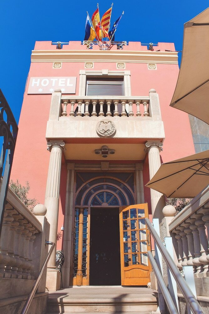 Hotel Llar De Capitans