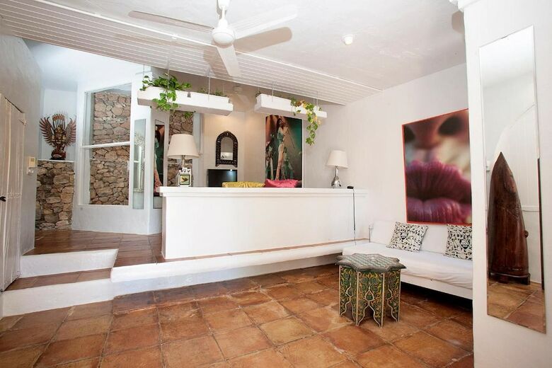 Hotel Pikes Ibiza