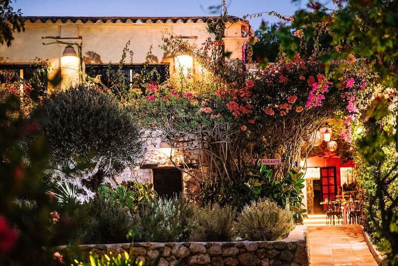 Hotel Pikes Ibiza