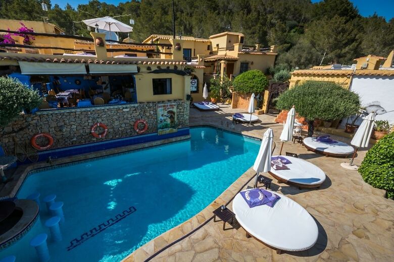Hotel Pikes Ibiza