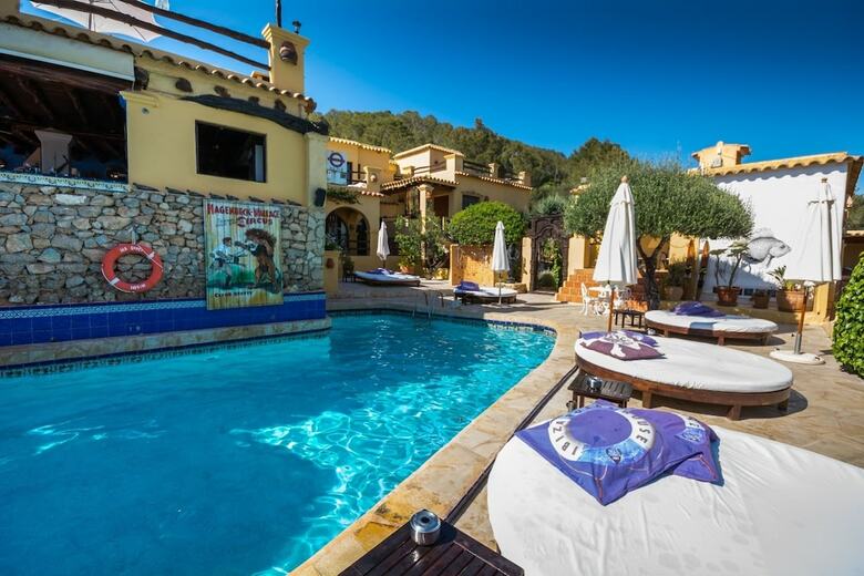 Hotel Pikes Ibiza