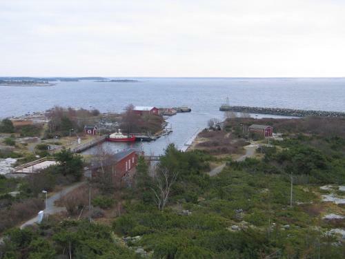Hotel Kylm�pihlaja Lighthouse