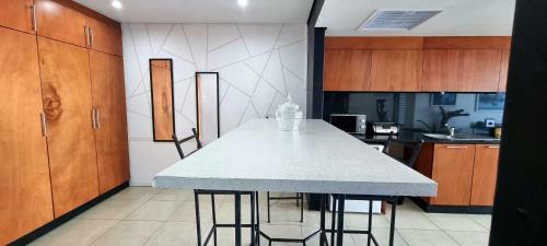Apartamento Accommodation Front - Cosy 2 Sleeper With Exquisite Habour Views