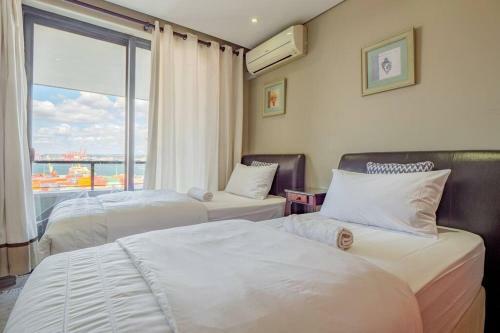 Executive Luxury Apartment At Ushaka Marine