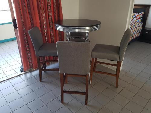 Durban Beach Front 10 South Apartment 904