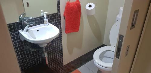 Stunning 3-bed Apartment In Durban