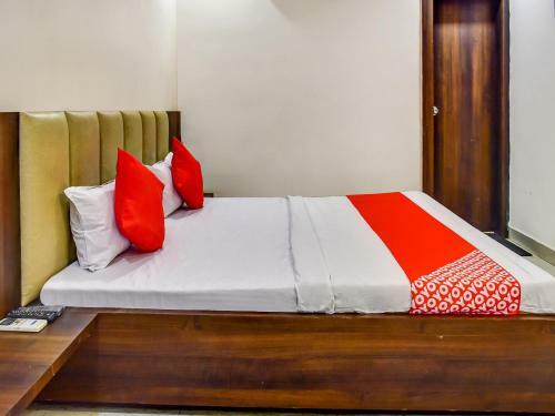 Oyo 78471 Hotel Platinum
