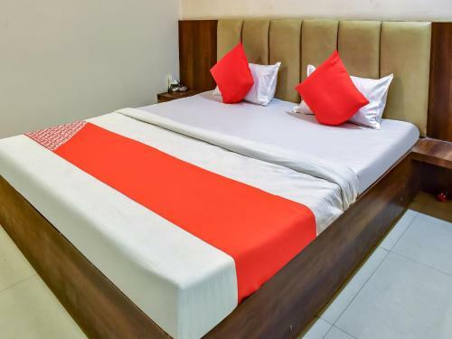 Oyo 78471 Hotel Platinum