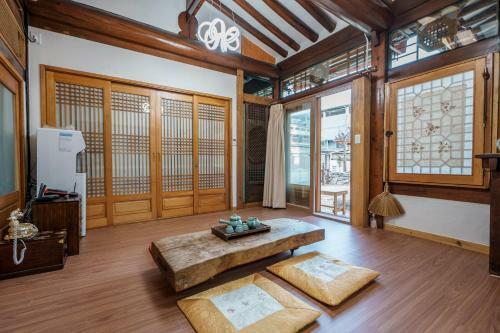 Hostal Aega Hanok Guesthouse