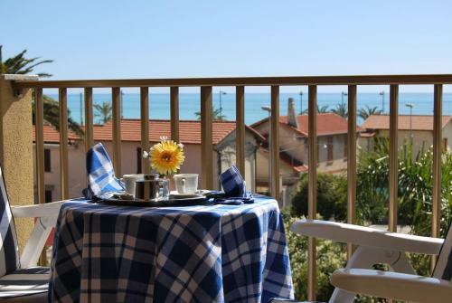 Apartamento Trilo Sul Mare Bordighera