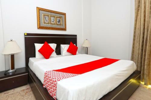 Hotel Spot On 71398 Sk Extension