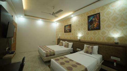 Hotel The Sheesham Tree, Bhopal