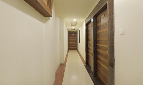 Hotel Treebo Trend Raj Residency Mp Nagar Zone 1