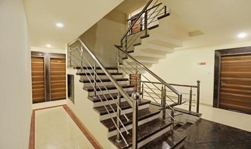 Hotel Treebo Trend Raj Residency Mp Nagar Zone 1