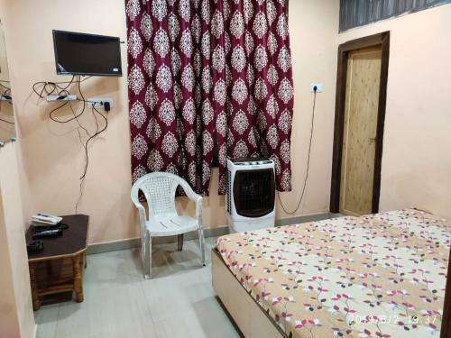 Hotel Thakur Ji
