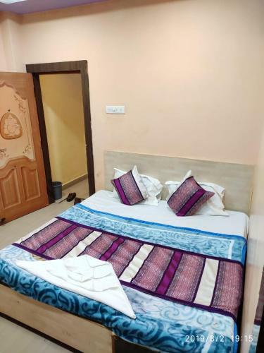 Hotel Thakur Ji