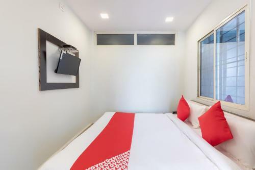 Oyo 30721 Hotel Wow