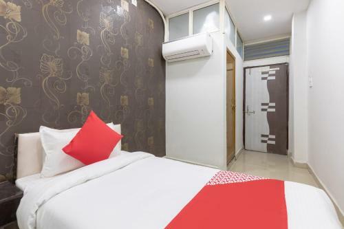 Oyo 30721 Hotel Wow