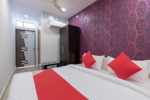 Oyo 30721 Hotel Wow