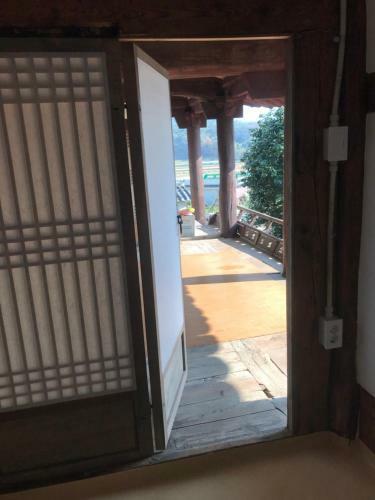 Hostal Mangindang Hanok