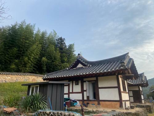 Hostal Mangindang Hanok
