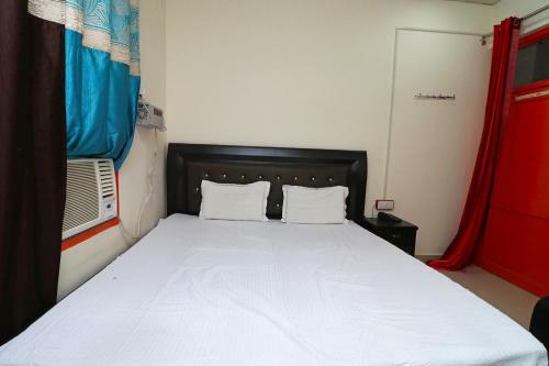 Hotel Spot On 37270 Apna Niwas