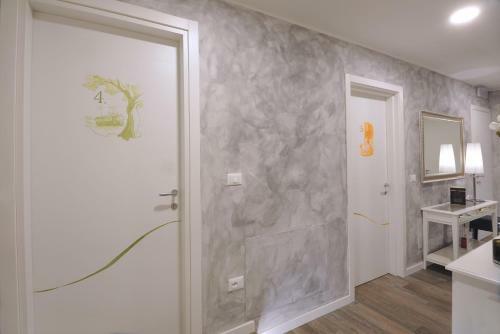 Hostal Residenza Corso Saba
