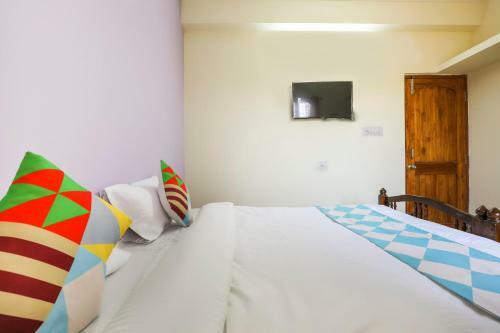 Hostal Oyo Home 65443 Luxury