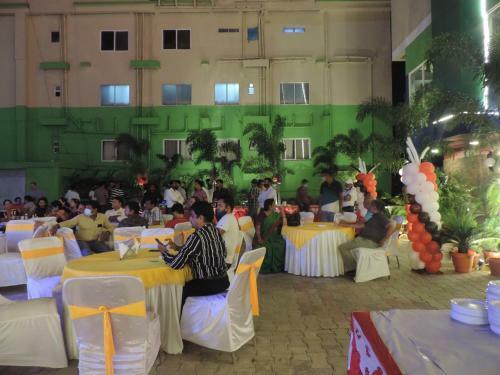 Om Leisure Hotel - Bbsr