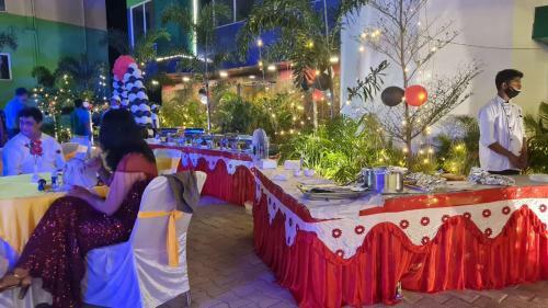 Om Leisure Hotel - Bbsr