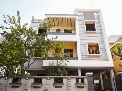 Hotel Oyo 79691 Mks Inn