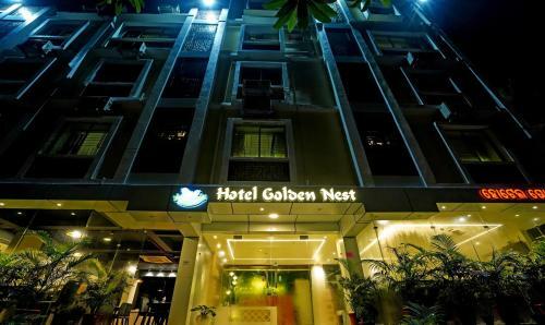 Treebo Trend Hotel Golden Nest Mastercanteen