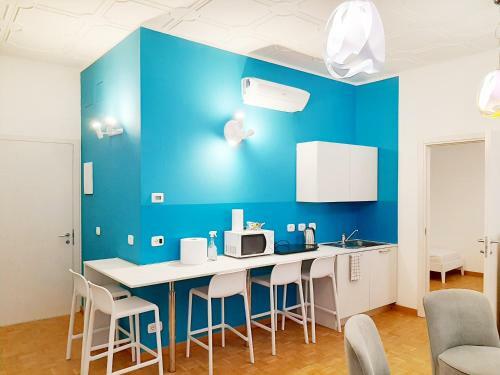 Hostal Trieste Center Rooms & Apartments