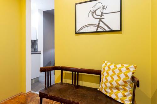 Tram Apartment For 4 Guests