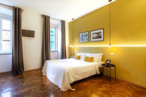 Tram Apartment For 4 Guests