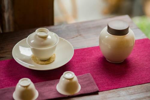 World Wai Thangka Theme Inn