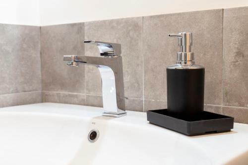 Apartamento Pregiata Camera Con Bagno Privato - Blu Di Persia