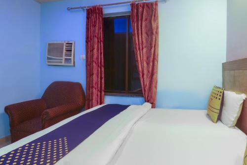 Spot On 75963 Hotel Prince